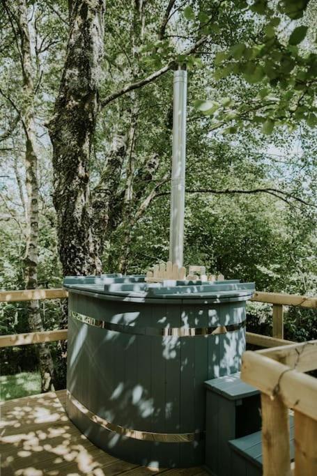 Ash Winter Retreat- Hot Tub & Log Bruner バーマス エクステリア 写真